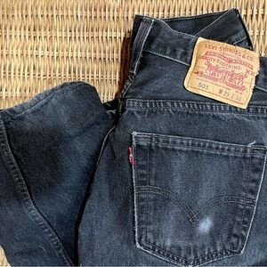 Faded black vintage levi 501
